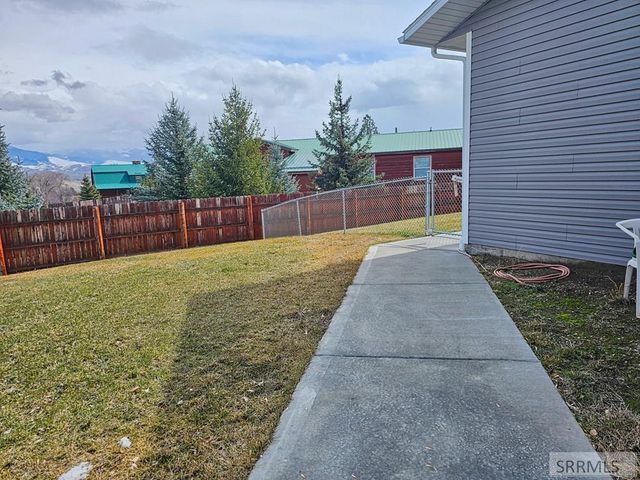 1104 Taft Avenue, Salmon, ID 83467