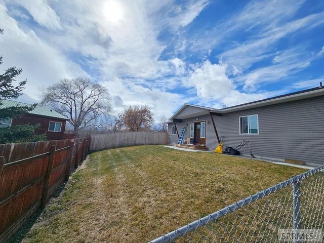 1104 Taft Avenue, Salmon, ID 83467