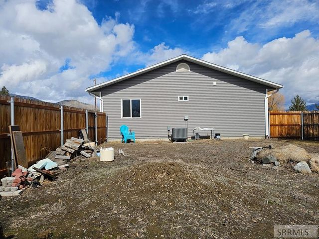 1104 Taft Avenue, Salmon, ID 83467