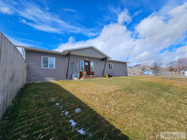 1104 Taft Avenue, Salmon, ID 83467