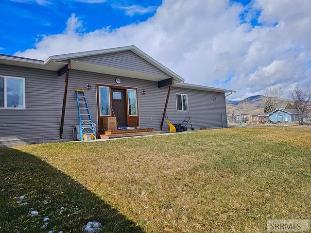 1104 Taft Avenue, Salmon, ID 83467