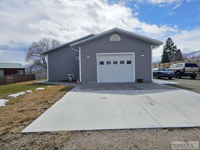 1104 Taft Avenue, Salmon, ID 83467