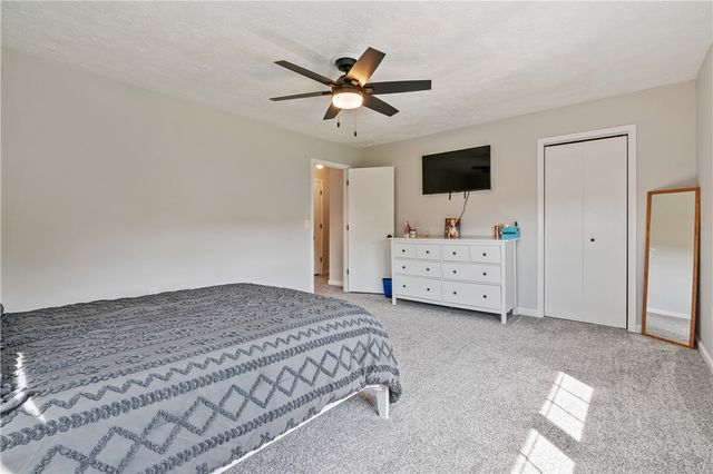 2902 Darlington Rd 502, Chippewa Twp, PA 15010