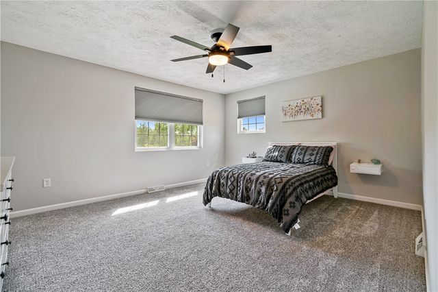 2902 Darlington Rd 502, Chippewa Twp, PA 15010