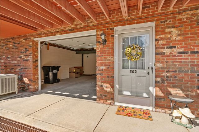 2902 Darlington Rd 502, Chippewa Twp, PA 15010