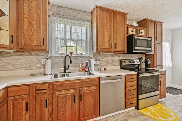 2902 Darlington Rd 502, Chippewa Twp, PA 15010