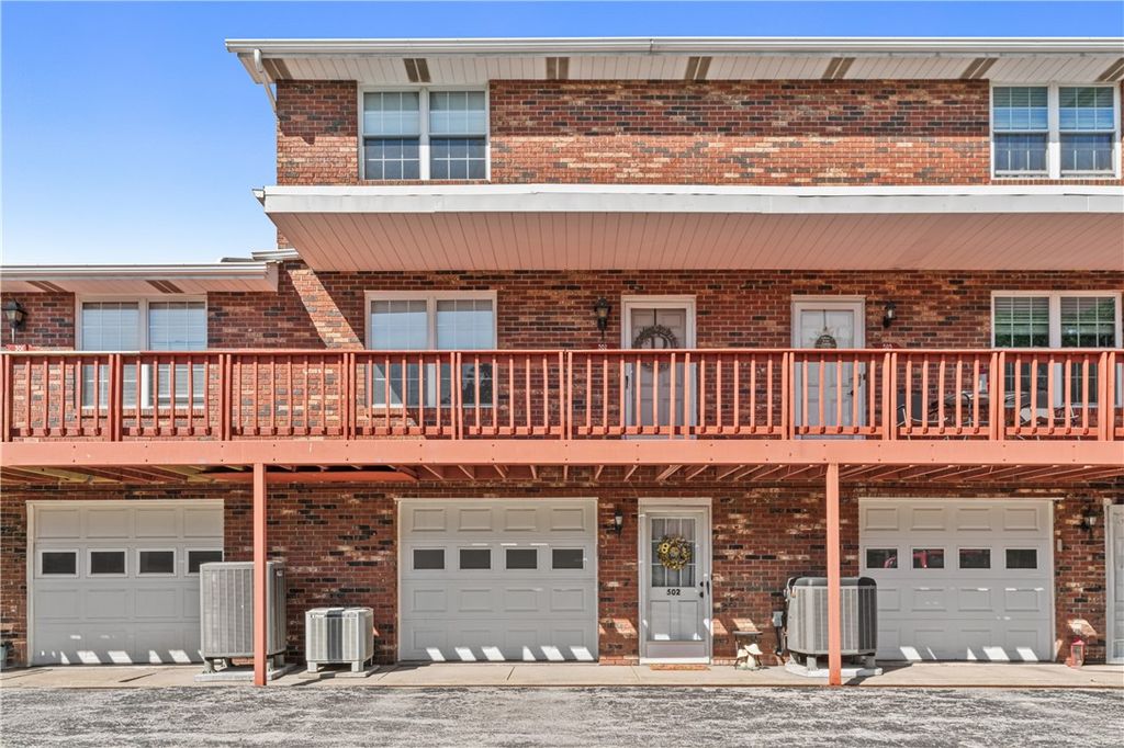 2902 Darlington Rd 502, Chippewa Twp, PA 15010