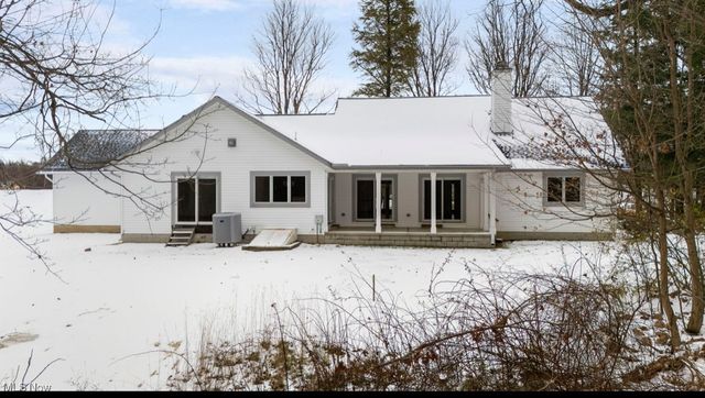 10645 Prouty Road, Concord, OH 44077