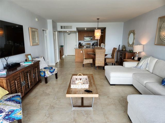 10275 Collins Ave 824, Bal Harbour, FL 33154