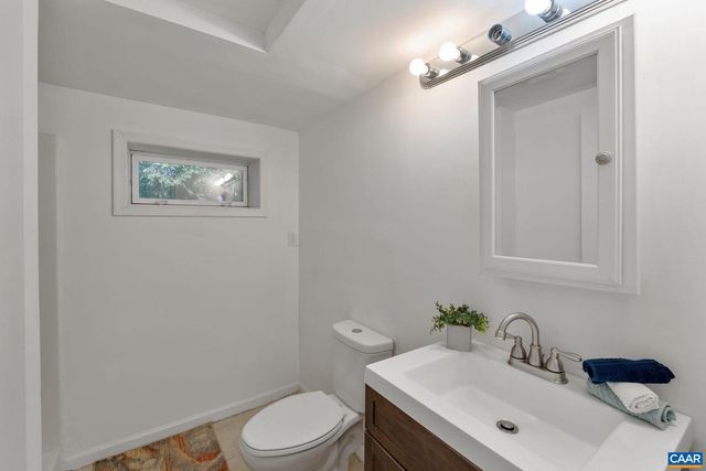 1509 SE 6TH ST, Charlottesville, VA 22902