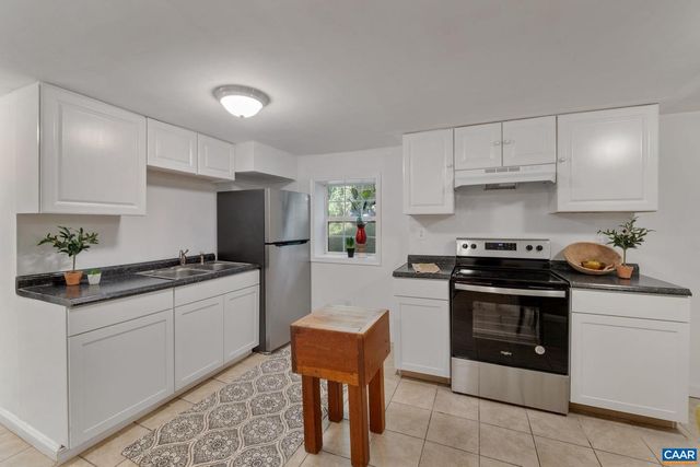 1509 SE 6TH ST, Charlottesville, VA 22902