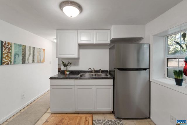 1509 SE 6TH ST, Charlottesville, VA 22902