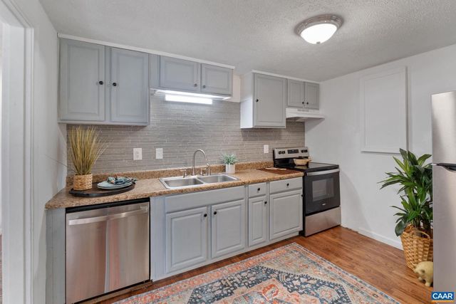 1509 SE 6TH ST, Charlottesville, VA 22902