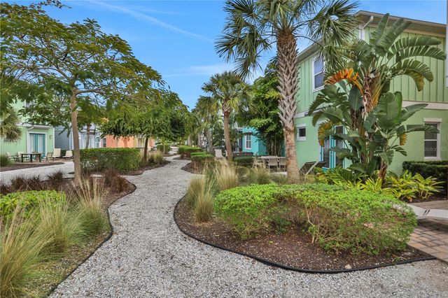 8061 LOST SHAKER LANE, Kissimmee, FL 34747