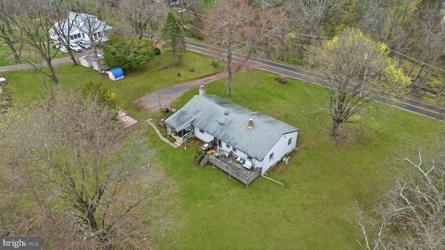 34 AQUEDUCT RD, Washington Crossing, PA 18977