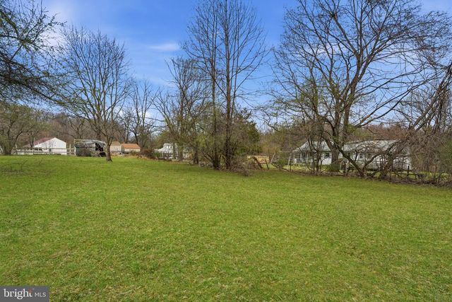 34 AQUEDUCT RD, Washington Crossing, PA 18977