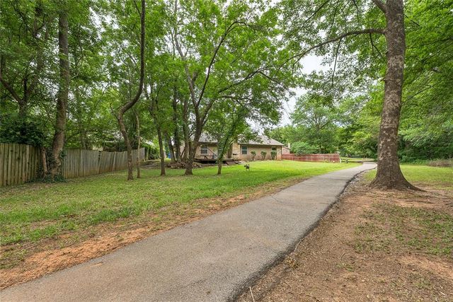 2107 Park Place, Norman, OK 73071