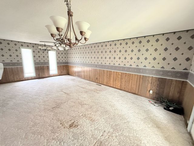 1401 E St Louis Street, West Frankfort, IL 62896