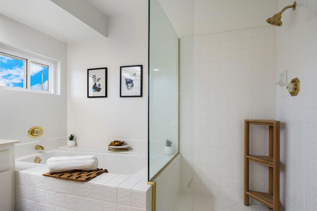 71 Augusta Drive, Rancho Mirage, CA 92270