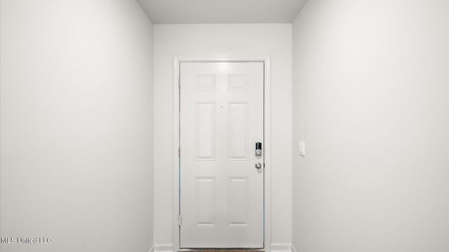 217 Raulston Drive, Byram, MS 39272