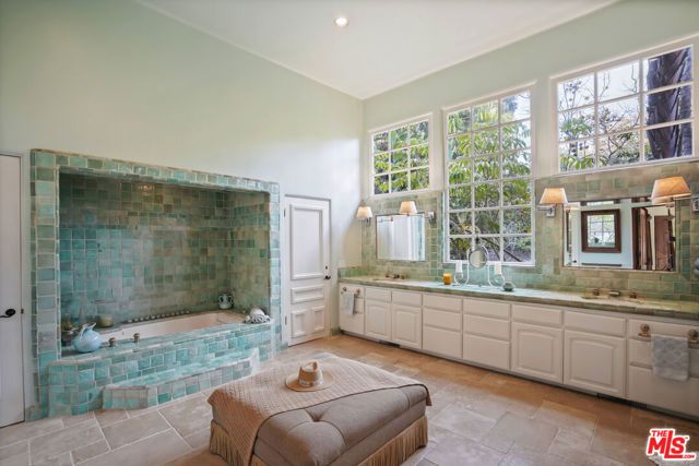 7332 Birdview Avenue, Malibu, CA 90265