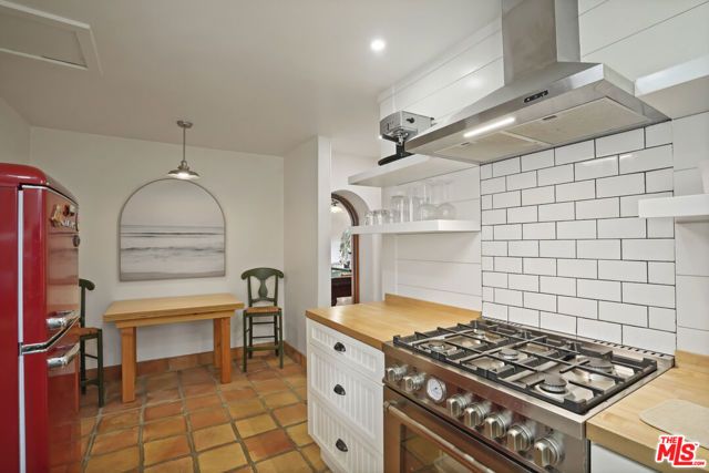 7332 Birdview Avenue, Malibu, CA 90265