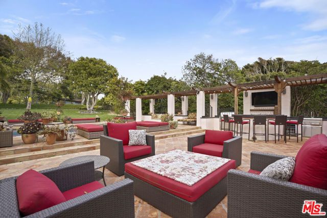 7332 Birdview Avenue, Malibu, CA 90265