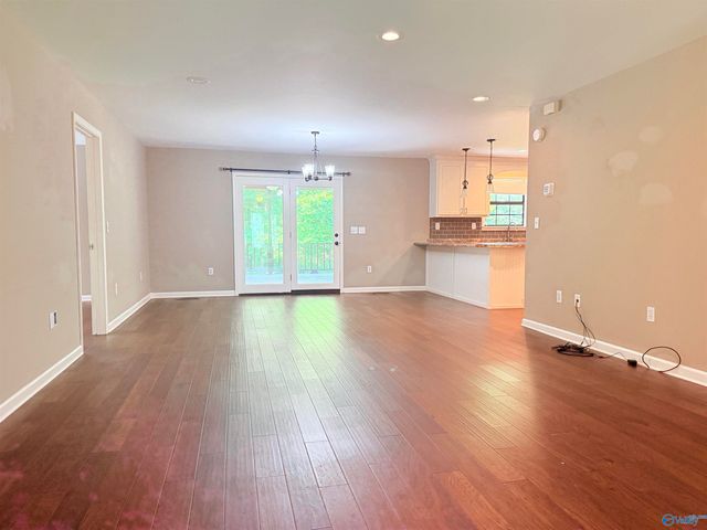 90 Bayside Lane, Arab, AL 35016