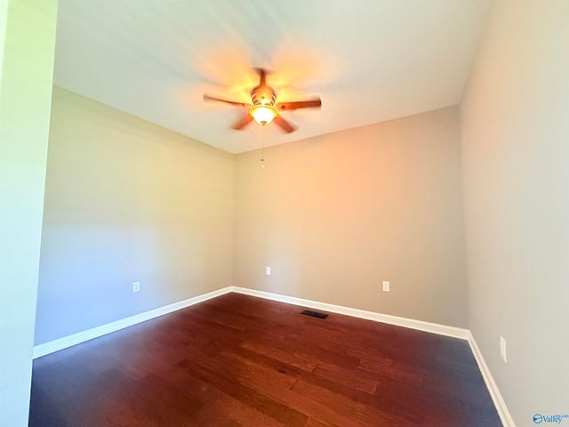 90 Bayside Lane, Arab, AL 35016