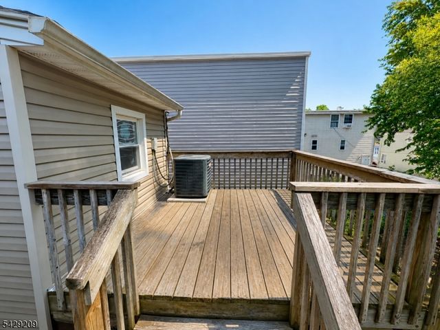 57 Highland St, Paterson City, NJ 07524