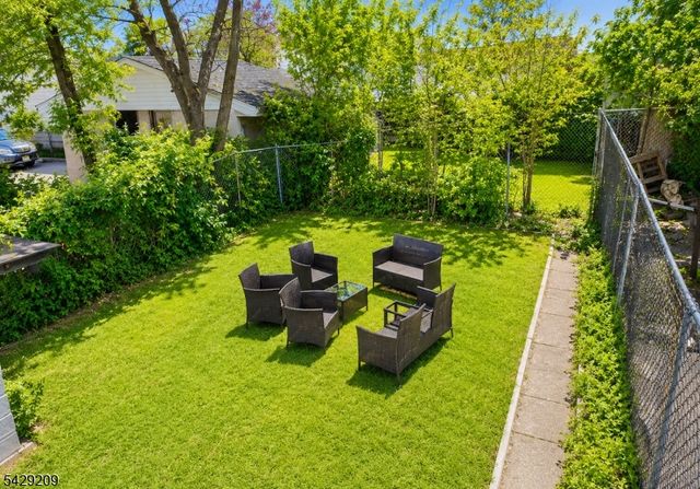 57 Highland St, Paterson City, NJ 07524