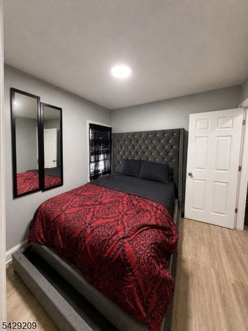 57 Highland St, Paterson City, NJ 07524