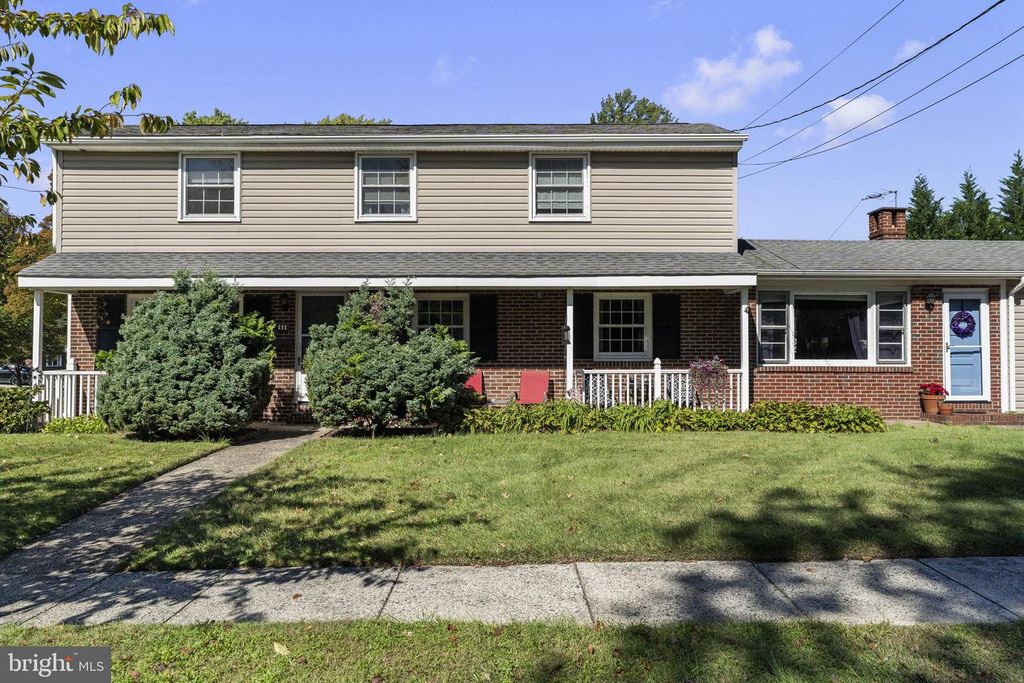 111 STOY AVE, WESTMONT, NJ 08108 — exterior