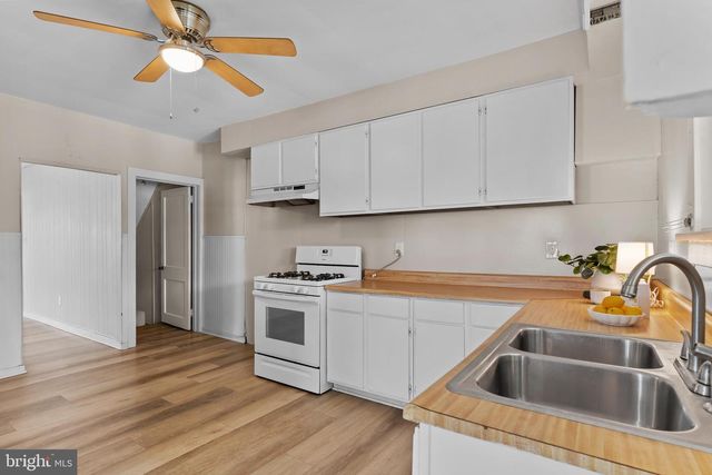 425 FAIRVIEW AVE, Enola, PA 17025