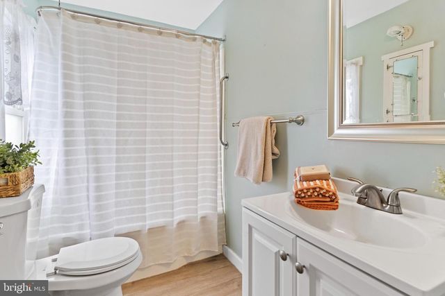 425 FAIRVIEW AVE, Enola, PA 17025