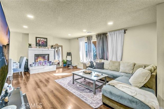 50047 250th, Lancaster, CA 93536