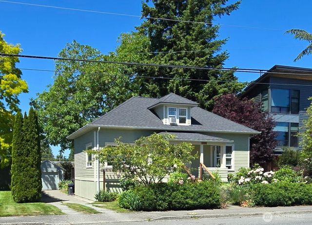 1009 McLean Road, Mount Vernon, WA 98273