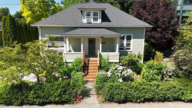 1009 McLean Road, Mount Vernon, WA 98273