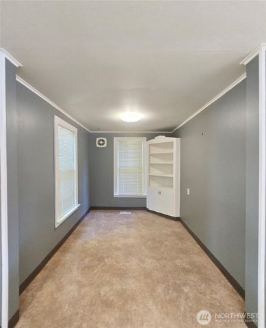1009 McLean Road, Mount Vernon, WA 98273