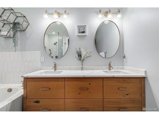 1488 Madison St 307, Denver, CO 80206