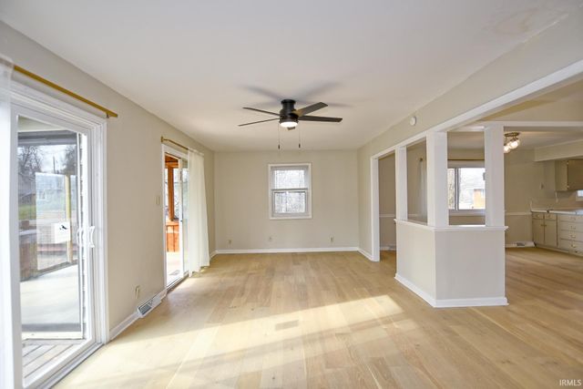 624 Forest Park Drive, Newburgh, IN 47630