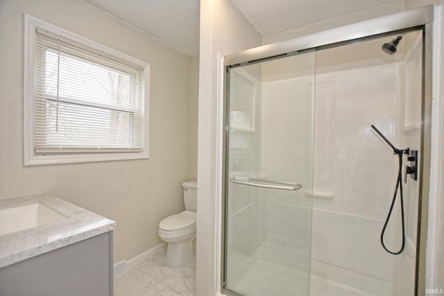 624 Forest Park Drive, Newburgh, IN 47630