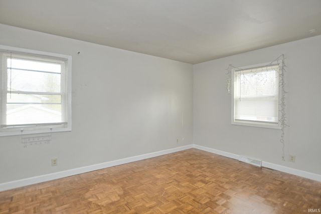 624 Forest Park Drive, Newburgh, IN 47630