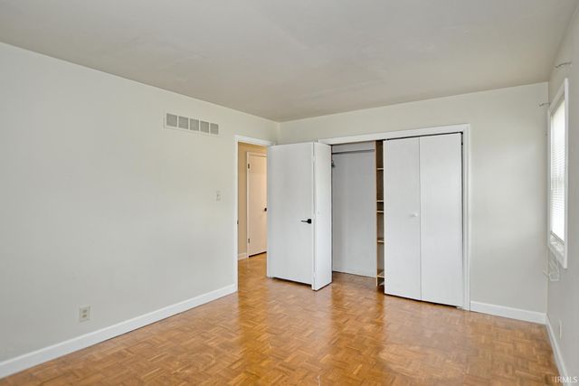 624 Forest Park Drive, Newburgh, IN 47630