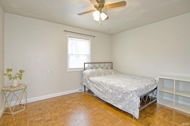 624 Forest Park Drive, Newburgh, IN 47630