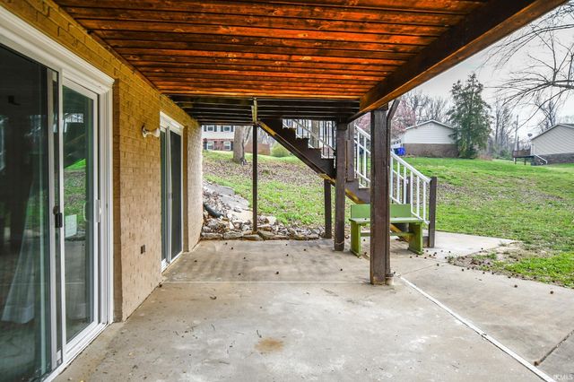 624 Forest Park Drive, Newburgh, IN 47630