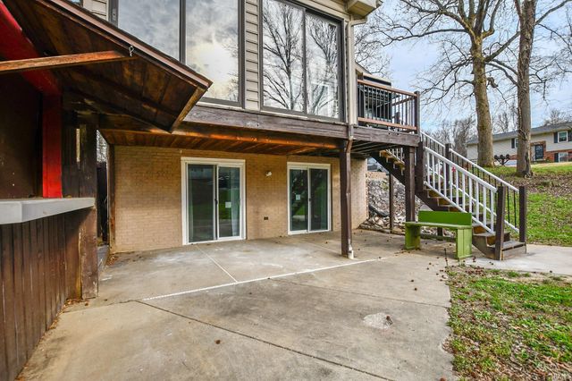 624 Forest Park Drive, Newburgh, IN 47630