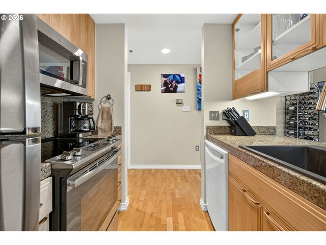 1132 Sw 19TH Ave 309, Portland, OR 97205