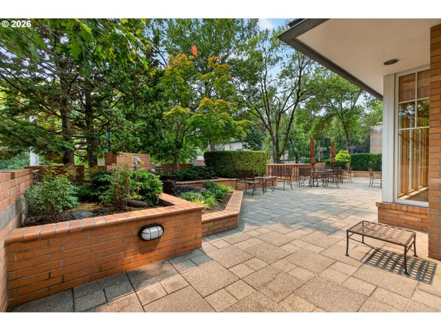 1132 Sw 19TH Ave 309, Portland, OR 97205