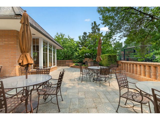 1132 Sw 19TH Ave 309, Portland, OR 97205